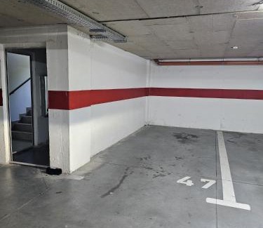 Tirgu Mures Apartamento | Central Urban Apartment with Underground Parking