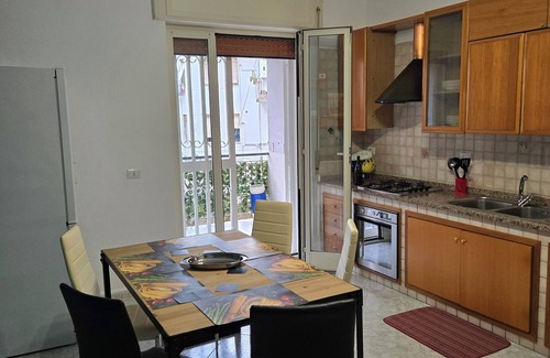 Portici Apartamento | Central vacation home within walking distance of Naples Herculaneum and Pompeii