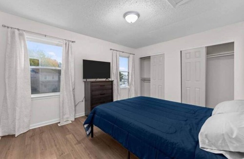 Norfolk - Virginia Beach Casa | Centrally Located 2BR 2Bath Home