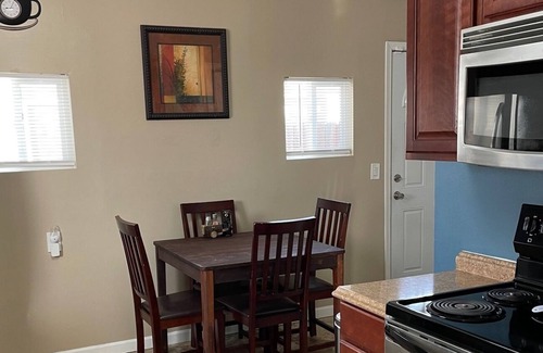 Billings Casa | Centrally located 2 bedroom, 1 bath home.