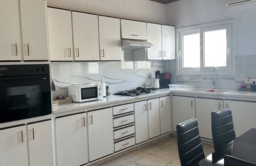 Kato Polemidia Apartamento | Centrally located 3 bedroom apartment in Limassol Cyprus
