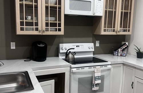 Albany Apartamento | Centrally Located-5G Wifi-Washer & Dryer
