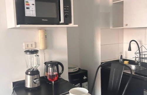 Las Rejas Apartamento | Centrally located apartment, fully equipped, with beautiful terrace, steps from the Metro.
