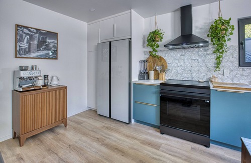 Mar Vista Casa | Centrally Located Brand-New 2 Bedroom Home in Los Angeles