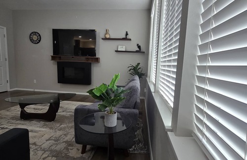 Spokane Casa | Centrally located Comfort Bedroom designed to deliver tranquility and relaxation