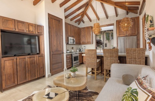 Las Catalinas Apartamento | Centrally Located Fully Equipped Apartment at Las Catalinas