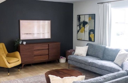 Lockland Casa | centrally located family home