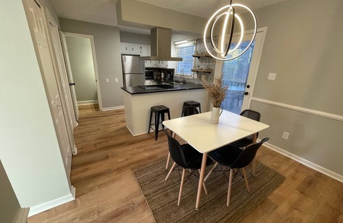 Augusta Casa | Centrally located, fenced in backyard