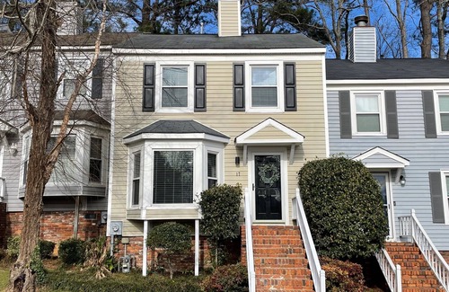 Augusta Casa | Centrally located, fenced in backyard