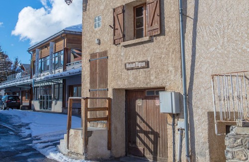 Montgenevre Casa | Centrally located 4 bedroom townhouse for up to 12 people