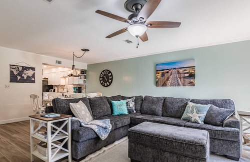 Beaufort Casa | Centrally located in Beaufort - Perfect for Marine Graduations