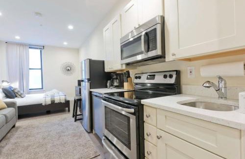 Downtown Boston Apartamento | Centrally Located Loft Walk Anywhere Pets OK