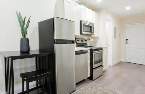 Downtown Boston Apartamento | Centrally Located Loft Walk Anywhere Pets OK