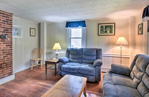 Meredith Apartamento | Centrally Located Meredith Apt: Walk to Lakes