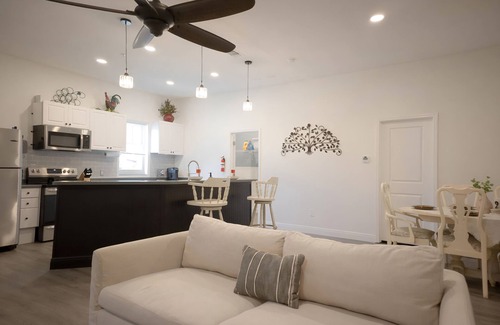 East County Civic Group Apartamento | Centrally Located Pet-Friendly Oasis!
