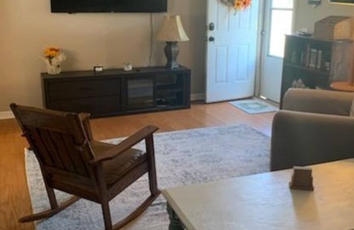 Hickory Casa | Centrally located to everything!!!