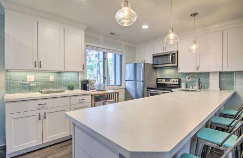 Bethany Beach Casa | Centrally Located Townhome about 1 Mi to Bethany Beach