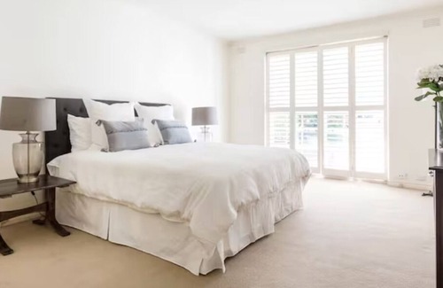 Toorak Casa | Centrally located Toorak Apartment