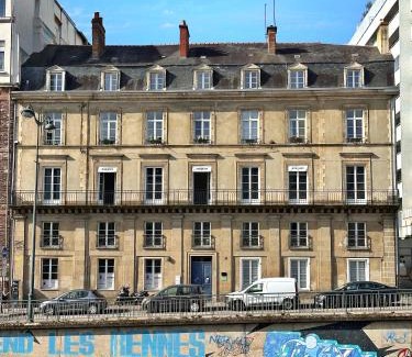 Bourg-l'Eveque Apartamento | Centre - Arrivée autonome - Wifi