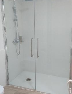 El Prat de Llobregat Hostal | Centre Esplai Albergue