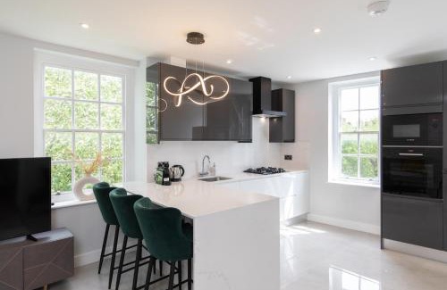 St. Johns Wood Apartamento | Centre London Flat 2BDR AC Sleeps 4 Family Only