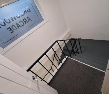 Whitchurch Apartamento | Centre of the town