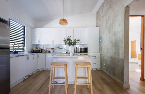 Eleanor Roosevelt Casa | Centric Boho Haven in Hato Rey | Unit 1