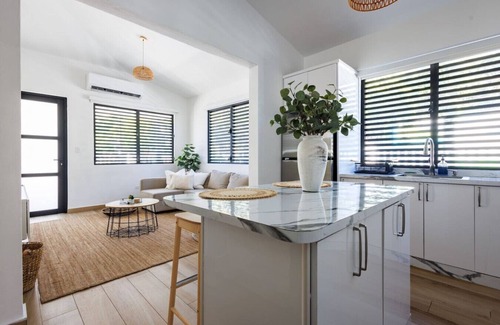 Eleanor Roosevelt Casa | Centric Boho Haven in Hato Rey | Unit 1