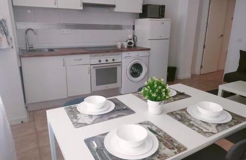 Pueblo Nuevo Apartamento | Centro Bernabeu Wizink Feria Aeropuerto