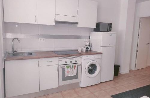 Pueblo Nuevo Apartamento | Centro Bernabeu Wizink Feria Aeropuerto