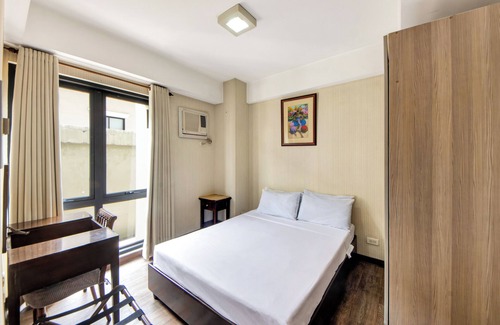 Urdaneta Hotel | CEO Flats