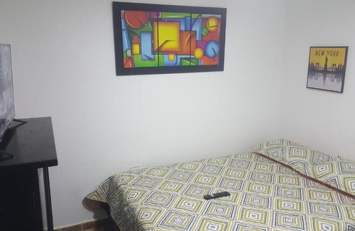 Puente Aranda Apartamento | cerca club militar Corferias, embajada americana 501