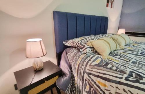 Nunoa Apartamento | Cercano a Megavisión con Estacionamiento