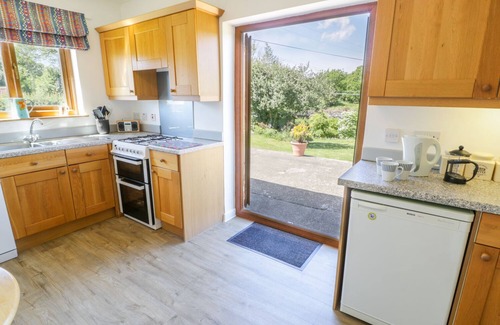 Penrhyndeudraeth Cabaña | CERIS, pet friendly, character holiday cottage in Penrhyndeudraeth