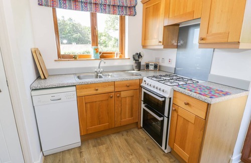 Penrhyndeudraeth Cabaña | CERIS, pet friendly, character holiday cottage in Penrhyndeudraeth