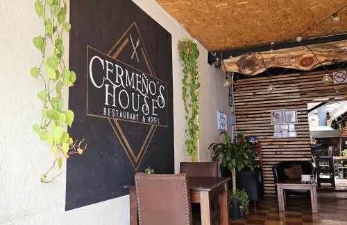 Antigua Guatemala Hotel | Cermeño's House