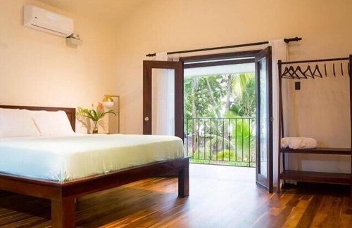 Dominical Hotel | Cerro Chirripó King Room at Hona Beach Hotel