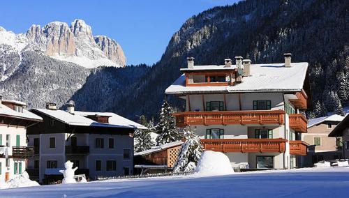 San Giovanni di Fassa Apartamento | Cesa Bernard