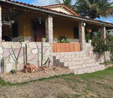 Bezerros Casa | Chácara Aconchegante com Piscina e Churrasqueira Perto do Ponto Turístico de Bezerros