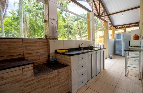 Ibiuna Casa | Chácara c piscina, churrasqueira e Wi-Fi em Ibiúna