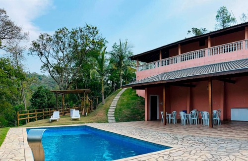 Santa Isabel Casa | Chácara com piscina e churrasq em Santa Isabel/SP