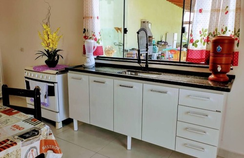 Terra Preta Casa | Chácara Delira: Perfect for Your Season