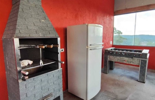 Terra Preta Casa | Chácara Delira: Perfect for Your Season