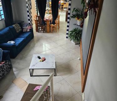 Ibiuna Casa | Chácara Ibiuna 9 Qts , Condominio, Pesqueiro, 27 pessoas