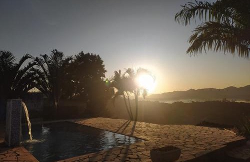 Serra Negra Casa | Chácara Mobíliada com Piscina