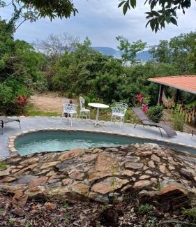Cavalcante Casa | Chácara Morro da Pedra