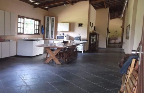 Aruja Casa | CHÁCARA STA EDWIGES - TEMPORADA / FIN DE SEMANA / RETIROS / CONFRATERNIZACIÓN - WI-FI