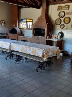 Limeira Casa | Chácara Tâmo na mió, Confortável casa de campo para famílias com Wifi, max 15 pessoas