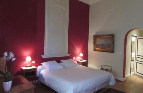 Fources Cama Y Desayuno | Château de Fourcès