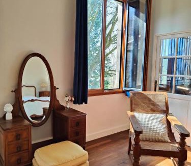 Serrieres-en-Chautagne Cama Y Desayuno | Château de Fortis